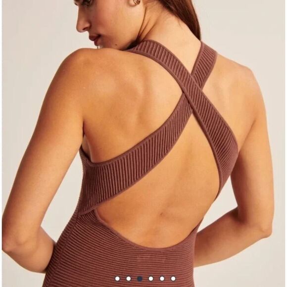 Abercrombie and Fitch Brown Open Back Ribbed Sweater Dress Size MP - Picture 2 of 6